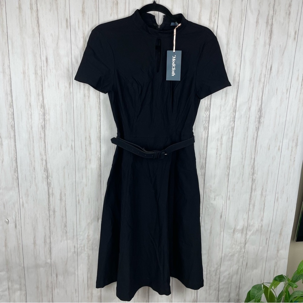 ModCloth NWT black A-line key hole dress medium